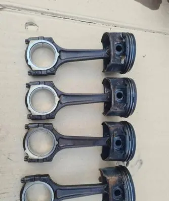 Opel Corsa D Piston with connecting rod A12XER