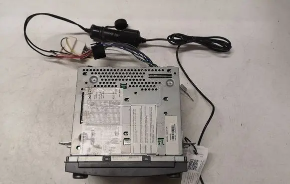 KIA Carens II Radio/CD/DVD/GPS head unit HN445UN 1001975 USL6C02396