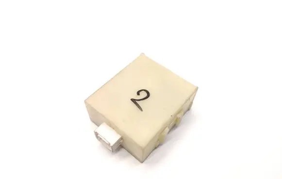 Toyota Avensis T250 Door control unit/module 8974105070 89741-05070