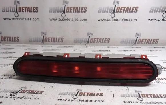 Toyota Corolla Verso AR10 Third/center stoplight