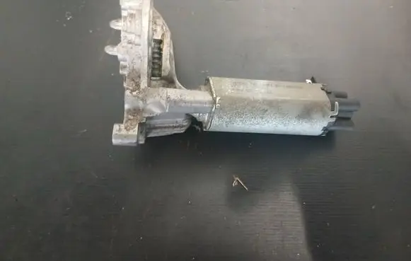Volvo XC90 Seat adjustment motor 900186102 14083543