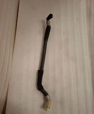 Ford Mustang VI Engine coolant pipe/hose JR3318K580EA