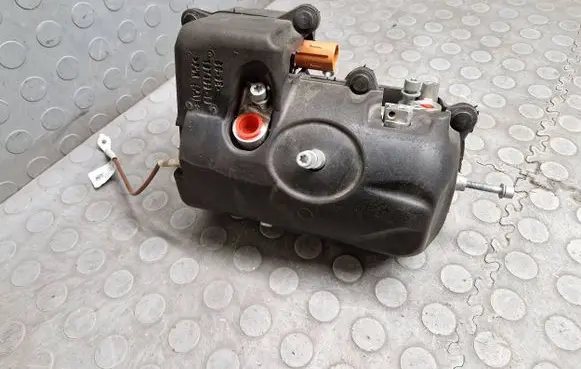 BMW i4 Air conditioning (A/C) compressor (pump) 5B31E59