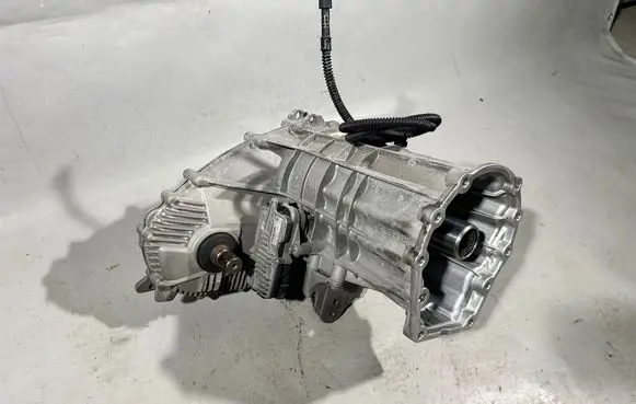 Porsche Cayenne (92A) Gearbox transfer box case 95834101309 1689117 M0109332
