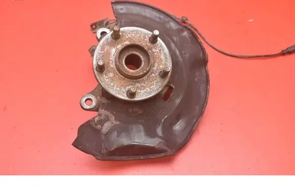 Toyota Avensis Verso Front wheel hub spindle knuckle