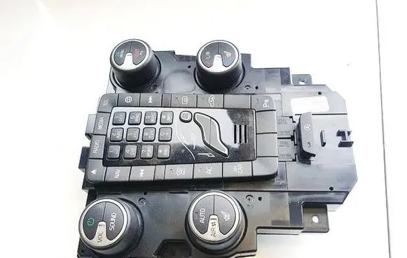 Volvo V40 Climate control unit 31398642 24739855-0181