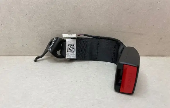 BMW 5 G30 G31 G38 Middle seatbelt buckle (rear) 7412785 72223100C