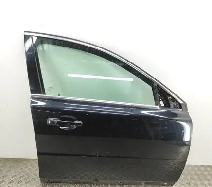 Volvo V70 Front door 31335589