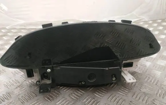 Toyota Yaris Speedometer (instrument cluster) 838000D501 MB4573003840