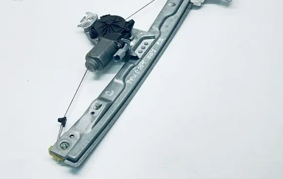 Peugeot 207 Front door window regulator with motor 9222W9