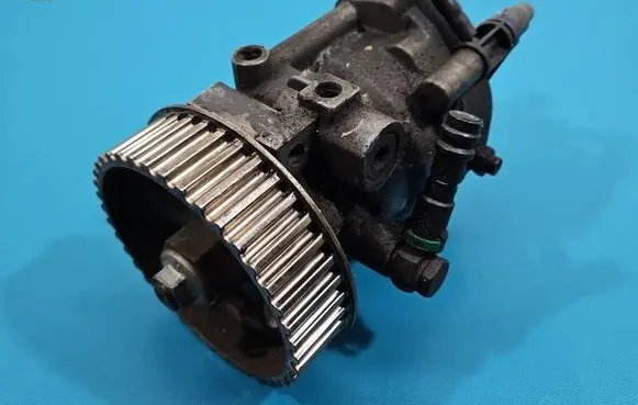 Renault Scenic II - Grand scenic II Fuel injection high pressure pump R9042A041A IMPRK1538737