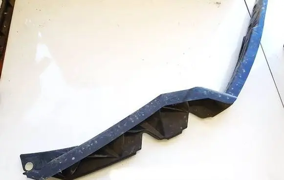 Skoda Octavia Mk2 (1Z) Front bumper mounting bracket 1Z0807184B