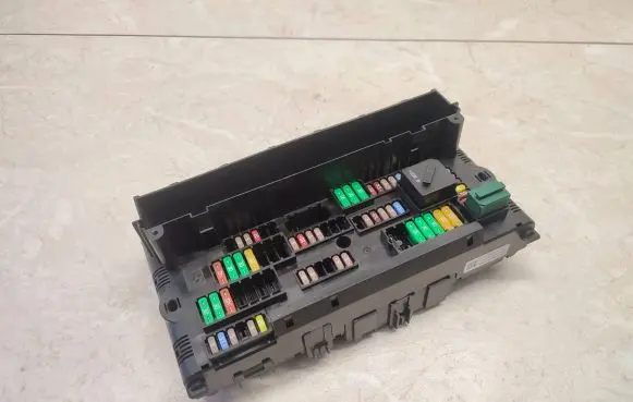 BMW X3 F25 Fuse module 61149315150 61149259467 61149210863
