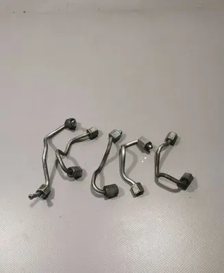 Toyota Yaris Fuel injector supply line/pipe 