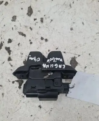 Renault Laguna II Tailgate/trunk/boot lock/catch/latch
