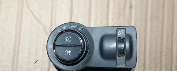 Opel Insignia A Light switch 22901659 321841
