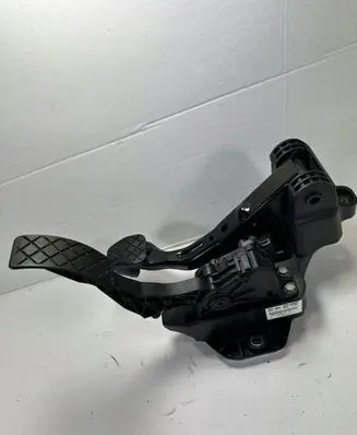Skoda Fabia Mk2 (5J) Brake pedal bracket assembly 