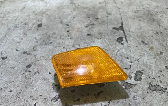 Jeep Cherokee Front reflector 55156883AB