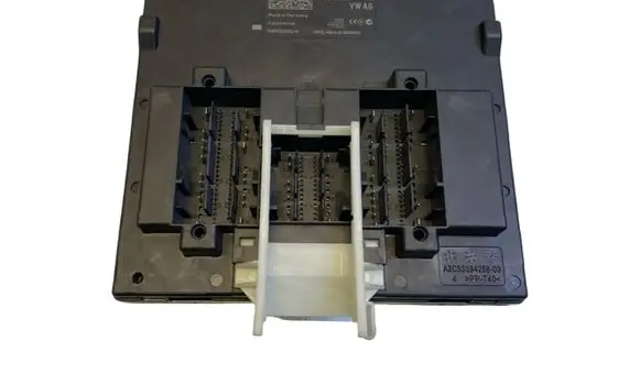 Volkswagen Golf VII Central body control module 5Q0937084AJ 5WK50893H