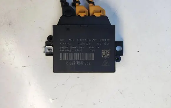 Porsche Cayenne (92A) Parking PDC control unit/module 7P5919475B 02470452 1024704524