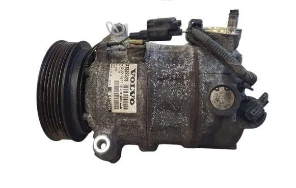 Volvo XC60 Air conditioning (A/C) compressor (pump) 31332528