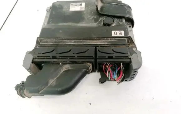 Toyota RAV 4 (XA30) Engine control unit/module 8966142C11 89661-42C11