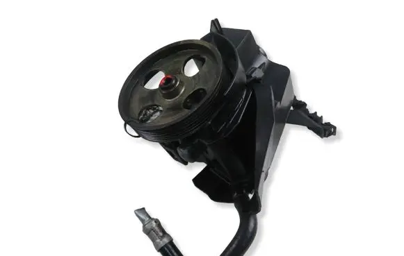 Peugeot 206 Power steering pump 9637000980