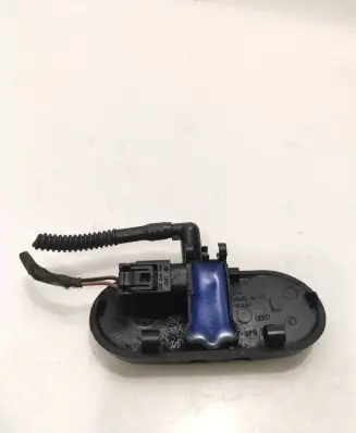 Audi A3 S3 8P Windshield washer spray nozzle 8P0955987