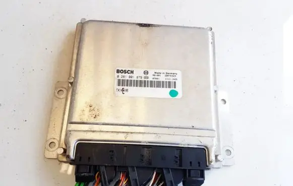 Fiat Multipla Engine control unit/module 0281001879 C414D186