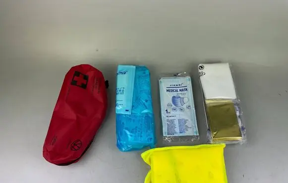 Volkswagen ID.4 First aid kit 5K0860282D 5TA861743C