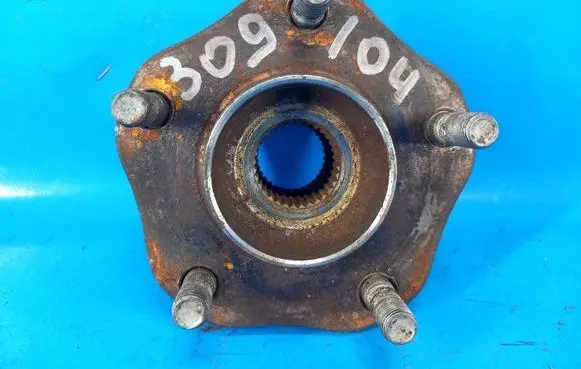 Nissan Pathfinder R52 Rear wheel bearing hub 402033JK1D
