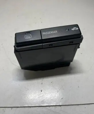 Toyota Avensis T250 Windscreen/window heater switch 8479005130C MS055100741