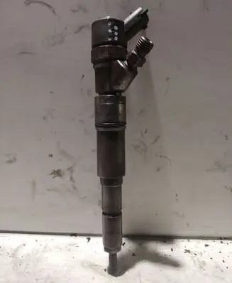 BMW X5 E53 Fuel injector 0445110047