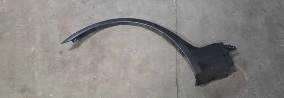 BMW X3 E83 Front arch trim 3405817