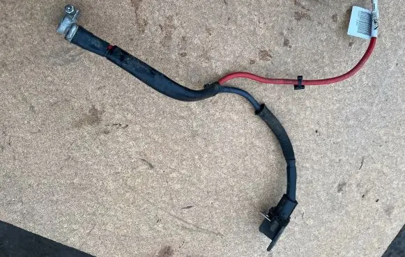 Volkswagen Golf VII Positive cable (battery) 5q0971228A