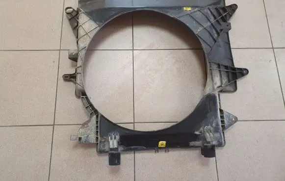Iveco Daily 3rd gen Radiator cooling fan shroud 866900600