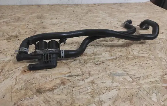 BMW 7 F01 F02 F03 F04 Coolant heater control valve 9119164 11474122 10713