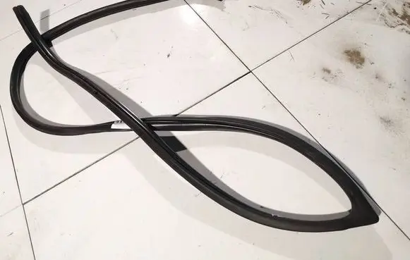 KIA Ceed Rubber seal front coupe door 