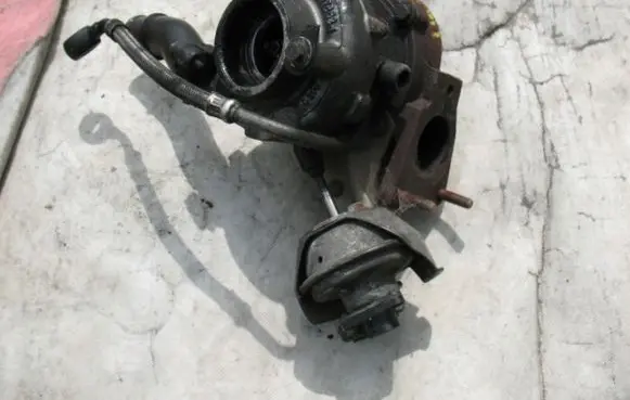 Citroen C4 I Turbo 9682778680