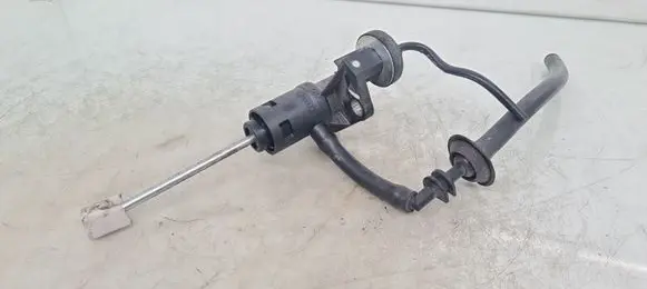 Seat Exeo (3R) Clutch master cylinder 8E1721401AJ