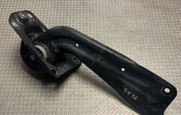 Audi Q3 F3 Rear upper control arm/wishbone 5QF505226C