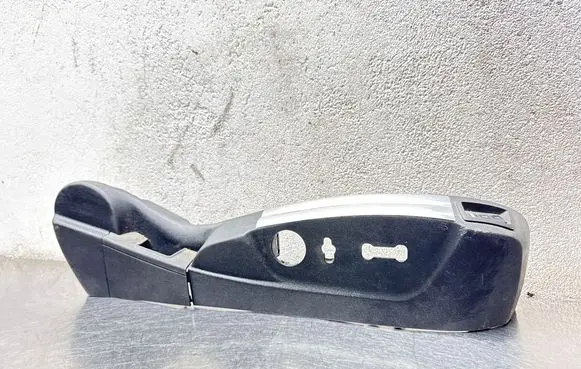 Opel Insignia A Front driver seat rail trim 330839475 13325199