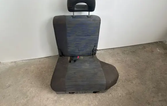 Toyota RAV 4 (XA10) Rear seat