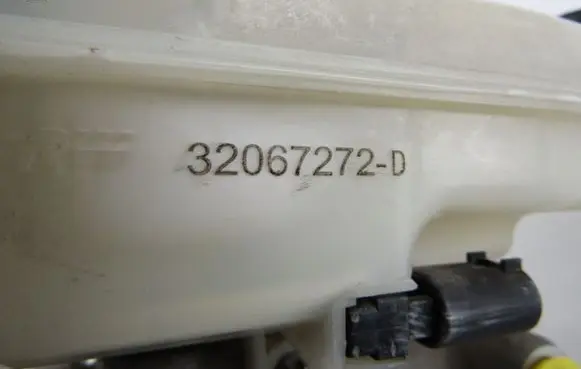 Mitsubishi Colt Master brake cylinder 32067272D