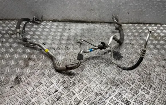 KIA Sportage Air conditioning (A/C) pipe/hose 
