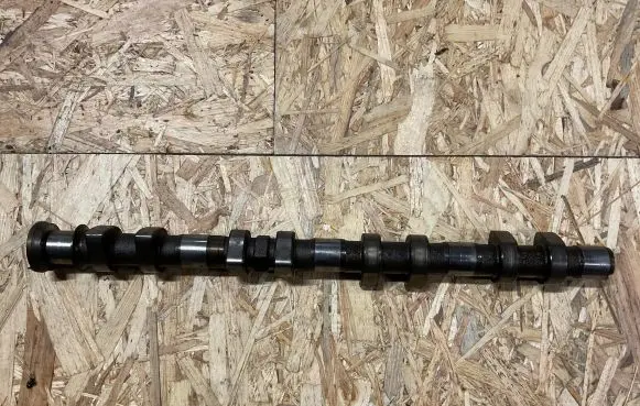 Porsche Cayenne (9PA) Camshaft 9482143R