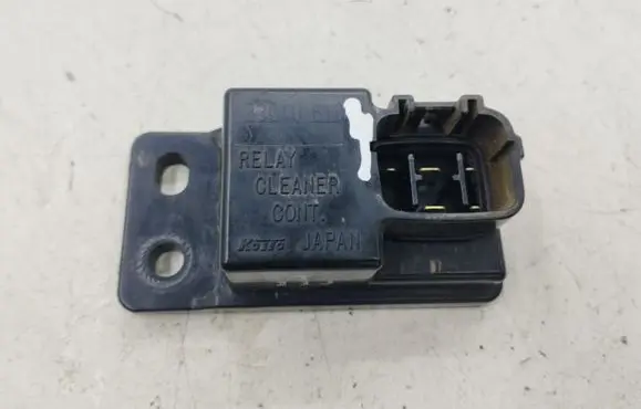Mazda CX-7 Window washer relay 3301061091