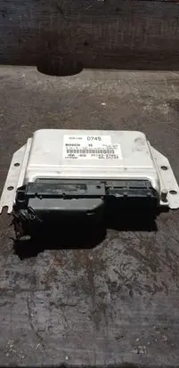 KIA Cerato Engine control unit/module 3910327061