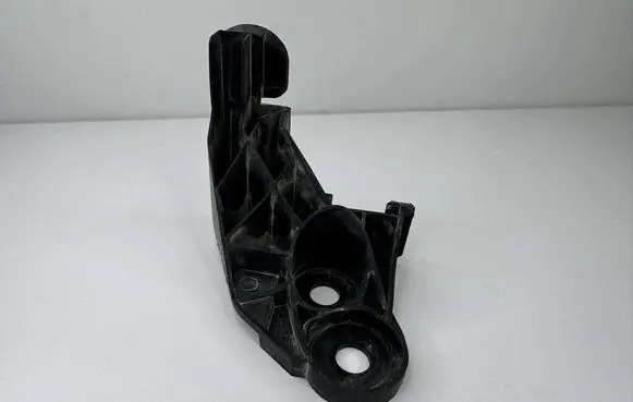 BMW 3 E46 Front bumper mounting bracket 7030620 229449 5111