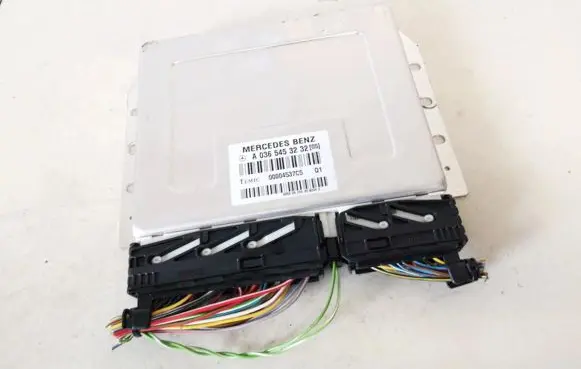 Mercedes-Benz CLS C219 Other control units/modules a0365453232